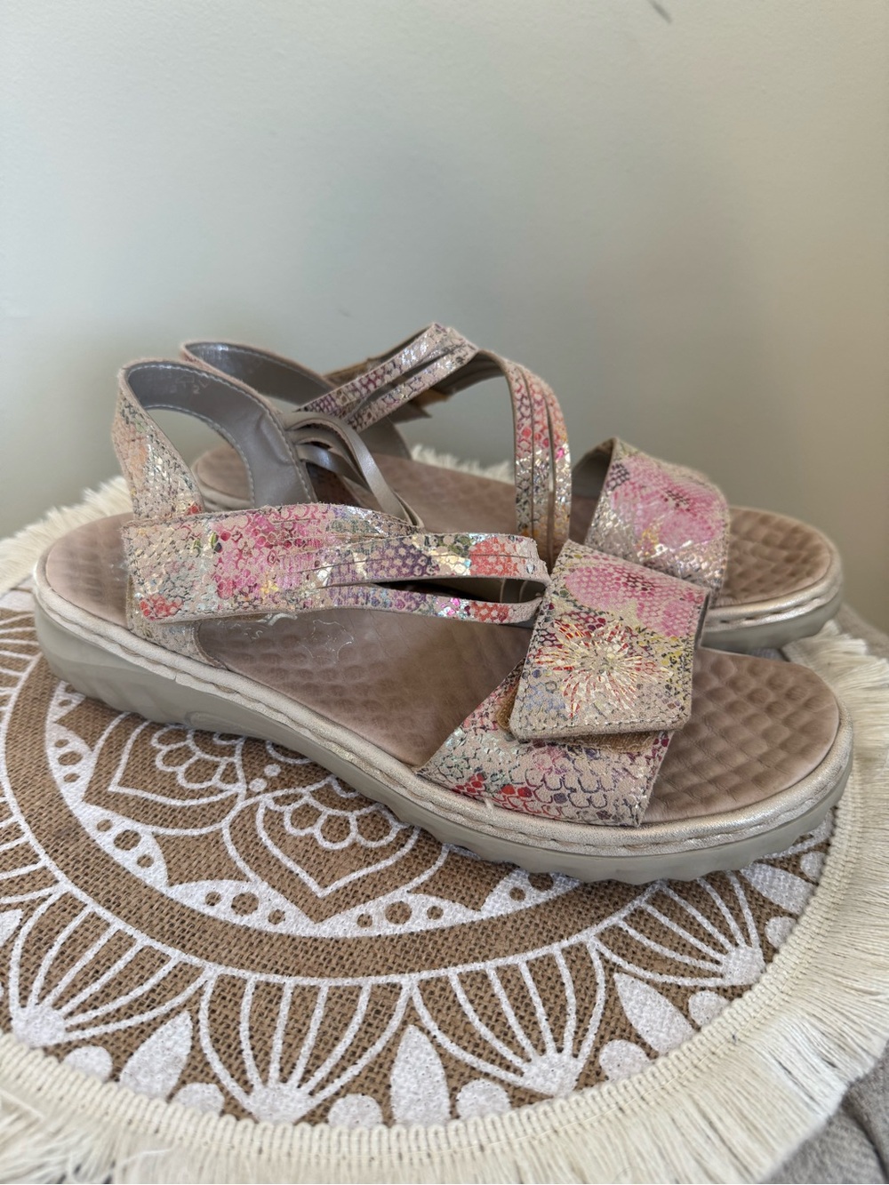 RIEKER Women's Sandals LEATHER Floral Comfort Adjustable Straps Size 40 US 9